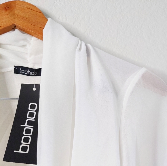 NWT Boohoo White Bodysuit Wrap Over Size 8 - Picture 7 of 8